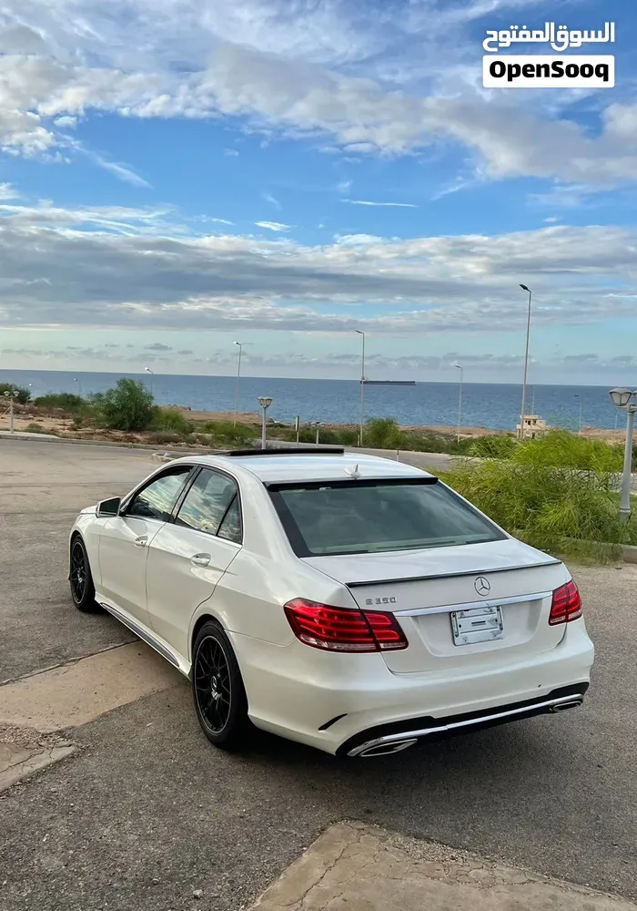 Mercedes-Benz E-Class 2016 photo 3