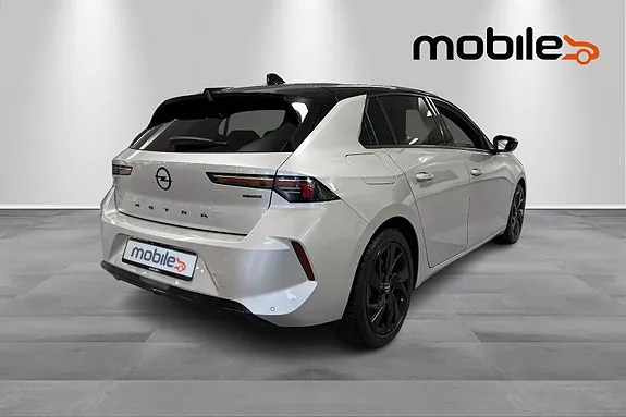 Opel Astra 2022 photo 3