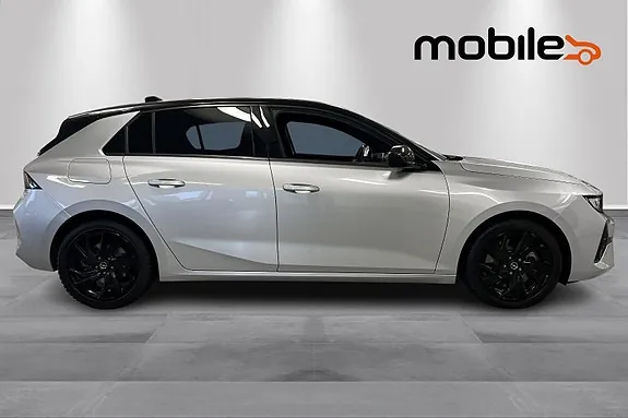 Opel Astra 2022 photo 2