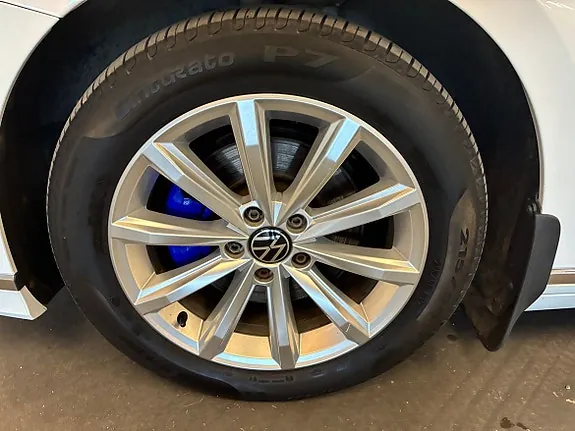 Volkswagen Passat 2021 photo 5