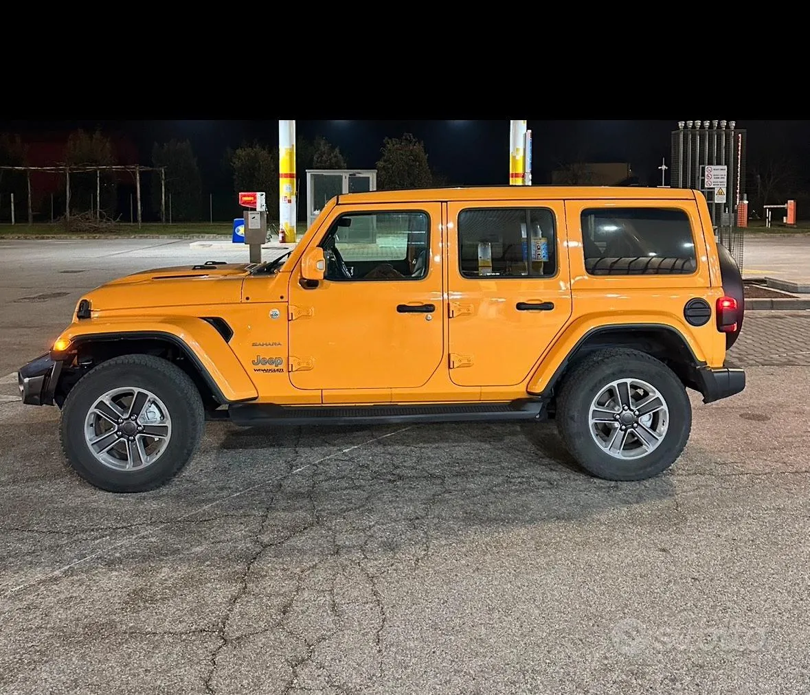 Jeep Wrangler 2023 photo 2