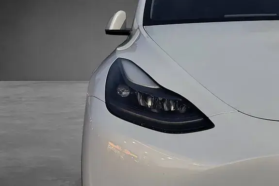 Tesla Model Y 2023 photo 5