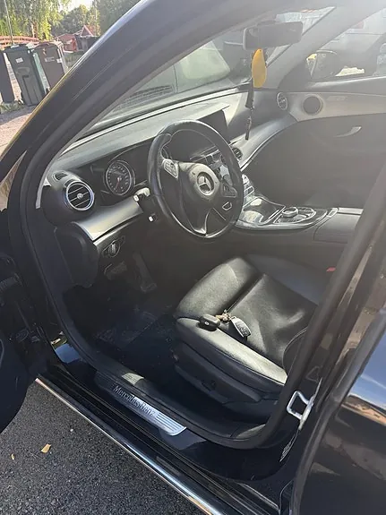 Mercedes-Benz E220 D 2017 photo 2