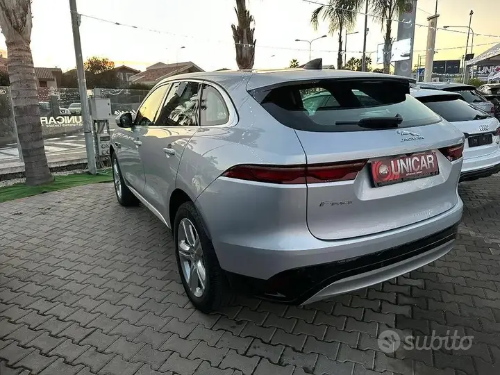 Jaguar F-Pace 2022 photo 5