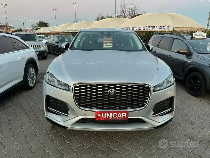 Jaguar F-Pace 2022 photo 2