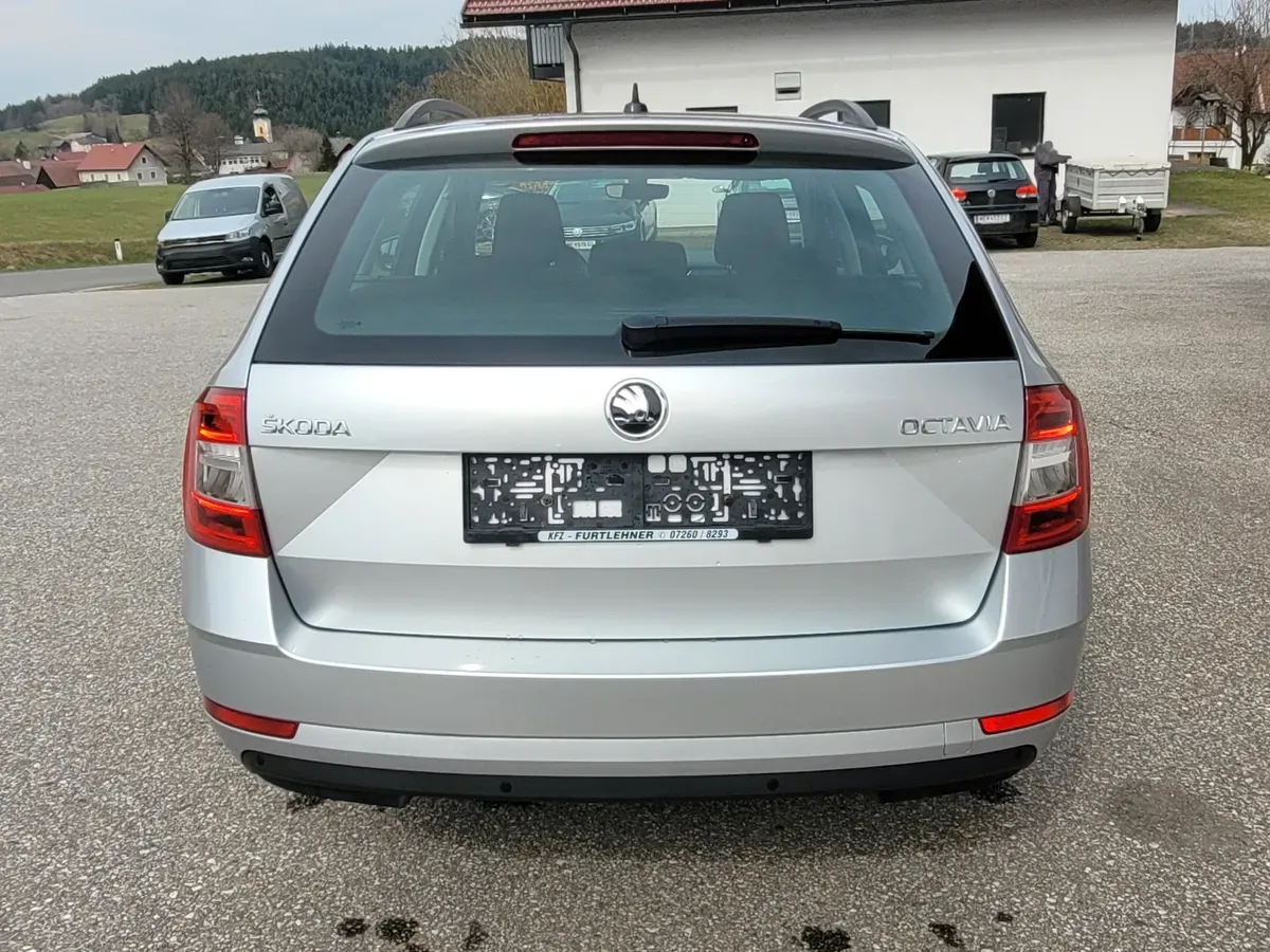 Skoda Octavia 2018 photo 3