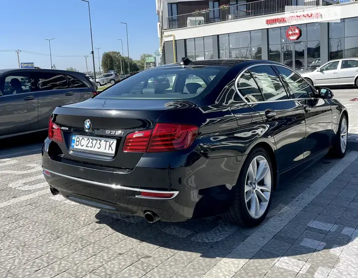BMW 5 Series 2013 photo 4