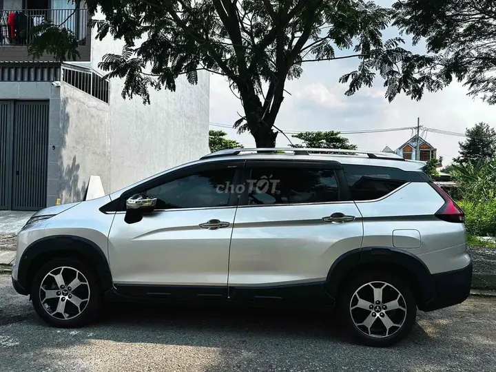 Mitsubishi Xpander Cross 2020 photo 3