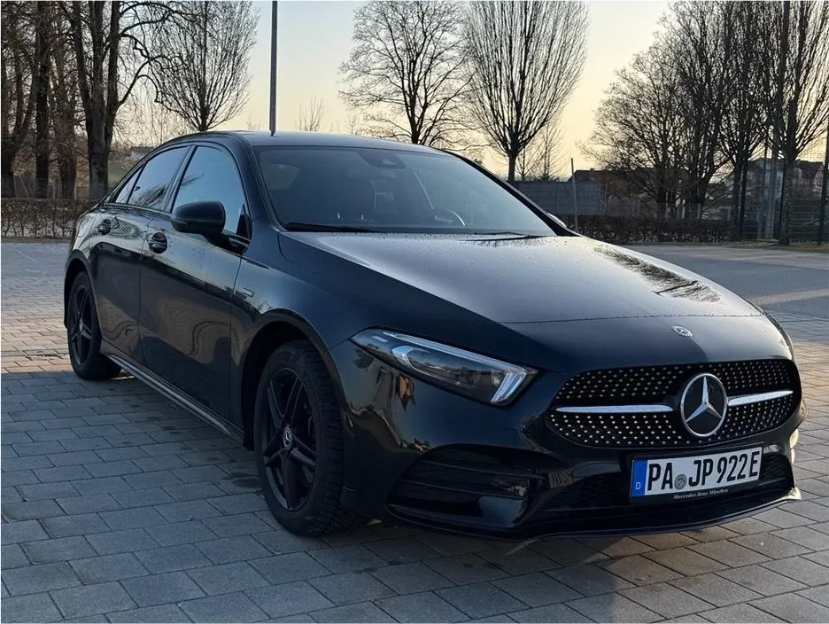 Mercedes-Benz A 250 E