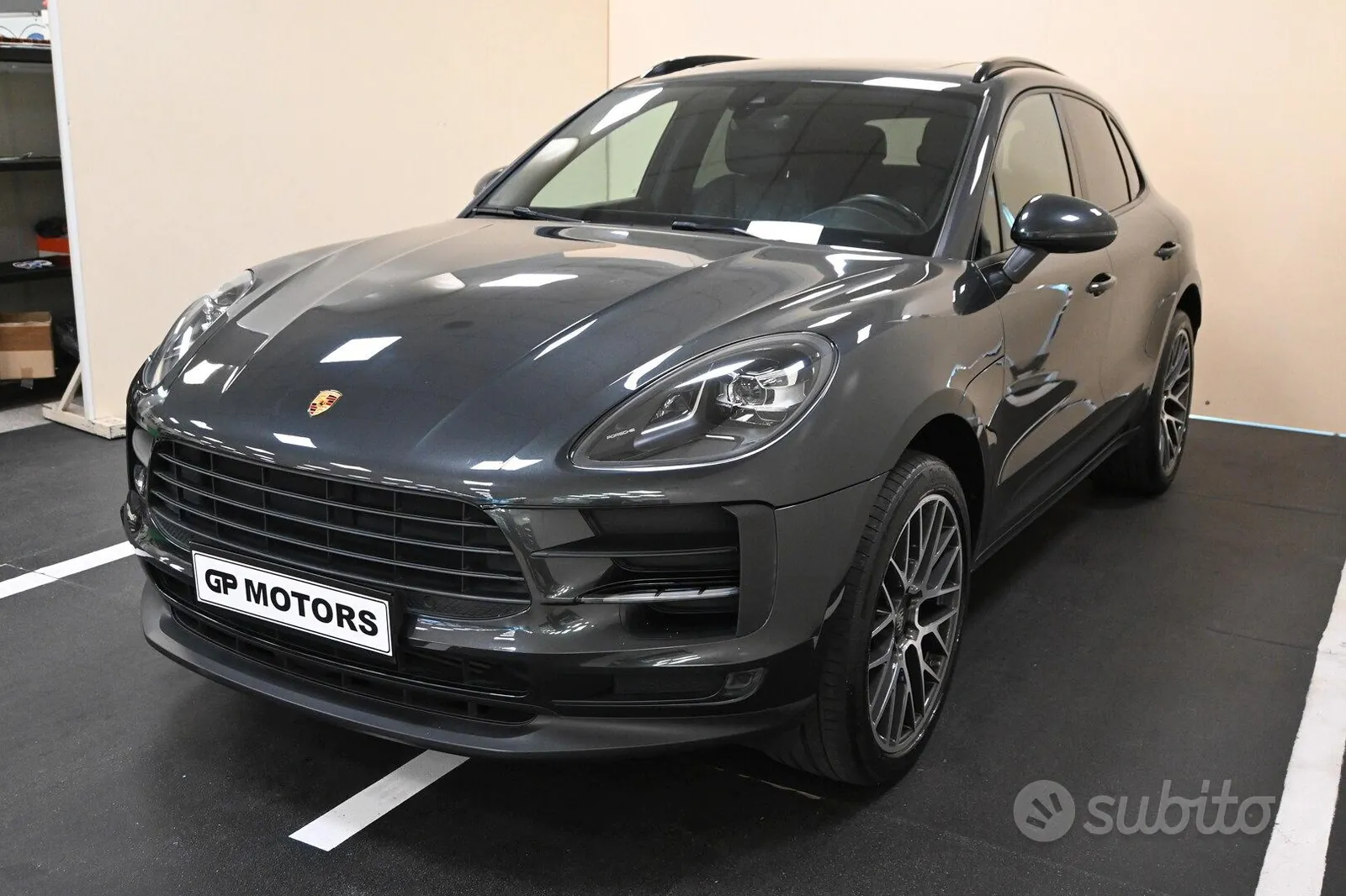 Porsche Macan 2021 photo 2