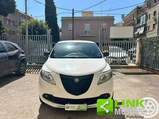 Lancia Ypsilon 2014 photo 3