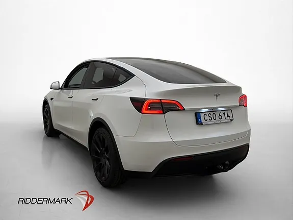 Tesla Model Y 2023 photo 3