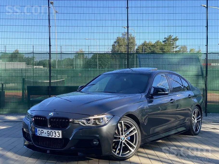 BMW 330E