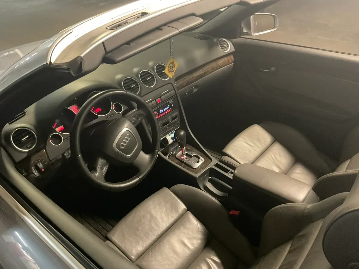 Audi A4 2006 photo 2