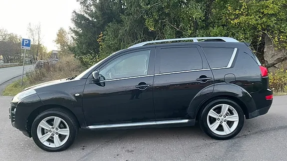 Peugeot 4007 2010 photo 2