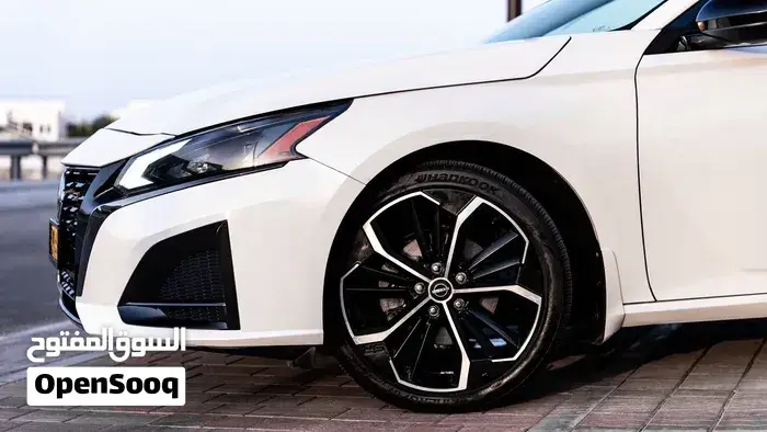 Nissan Altima 2023 photo 4