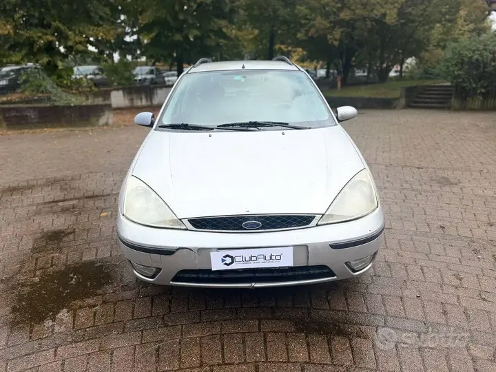 Ford Focus 2005 photo 2