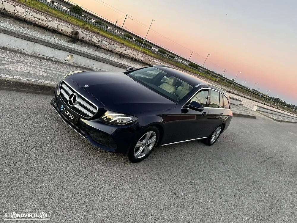 Mercedes-Benz E 220