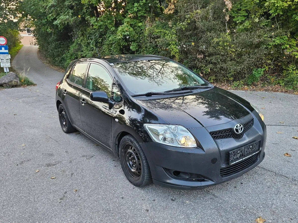 Toyota Auris 2007 photo 2