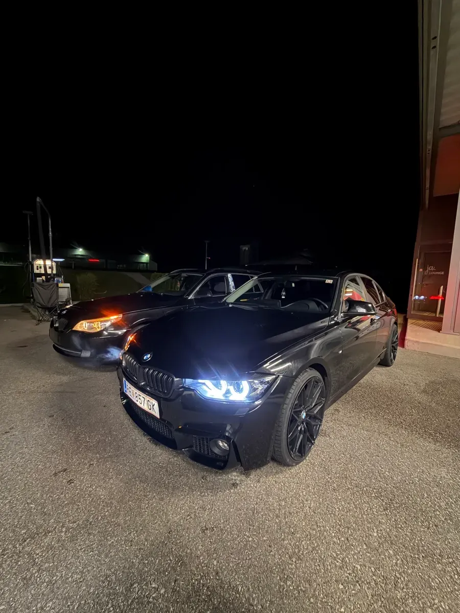 BMW 3 Series 2012 photo 3