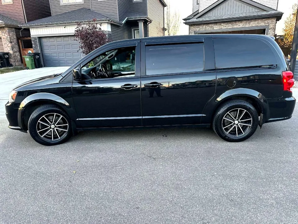 Dodge Grand Caravan 2018 photo 4