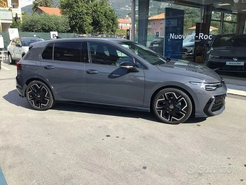 Volkswagen Golf 2026 photo 3