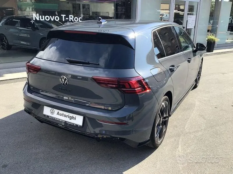 Volkswagen Golf 2026 photo 4
