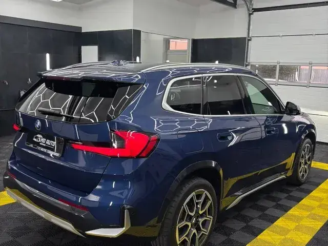BMW X1 2023 photo 3