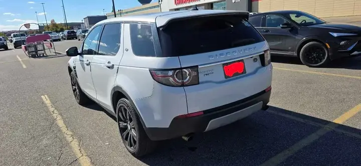 Land Rover Discovery Sport 2016 photo 4