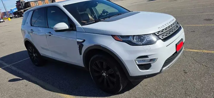 Land Rover Discovery Sport 2016 photo 2