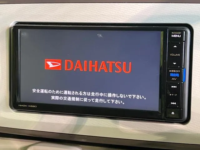 Daihatsu Mouve Canvas 2018 photo 3