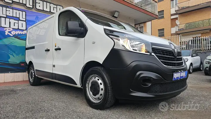 Renault Trafic 2021 photo 3