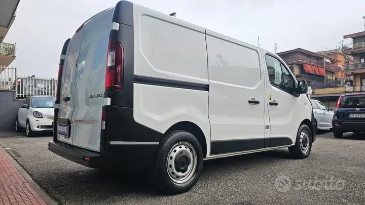 Renault Trafic 2021 photo 4
