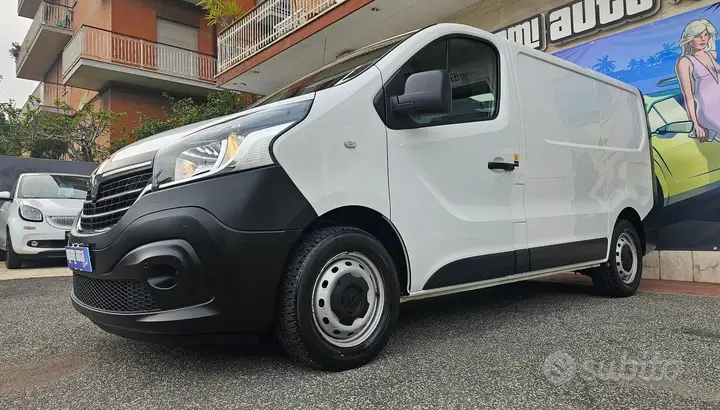 Renault Trafic 2021 photo 2