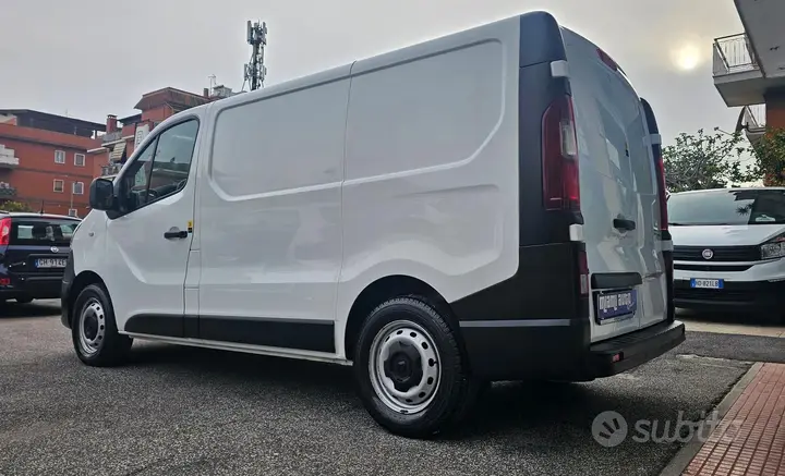 Renault Trafic 2021 photo 5