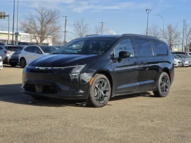 Chrysler Pacifica 2027 photo 2