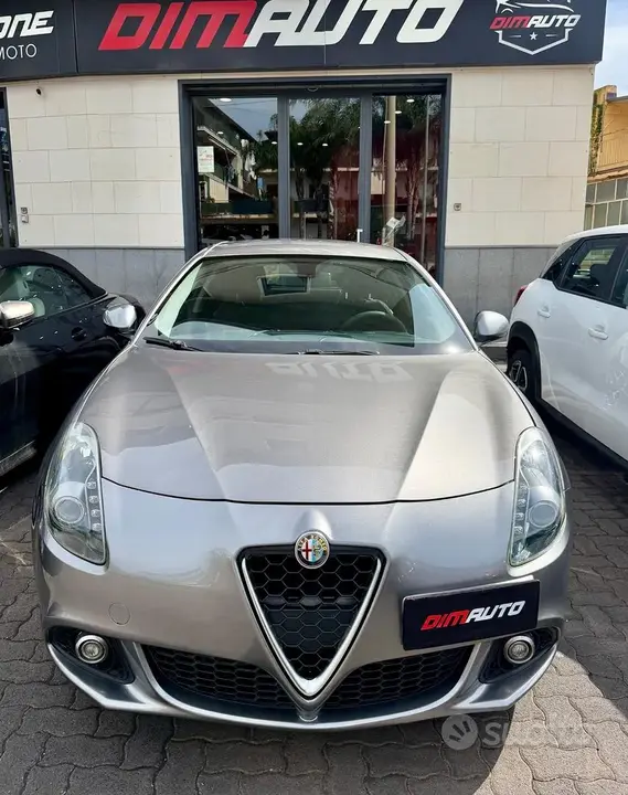 Alfa Romeo Giulietta 2015 photo 5
