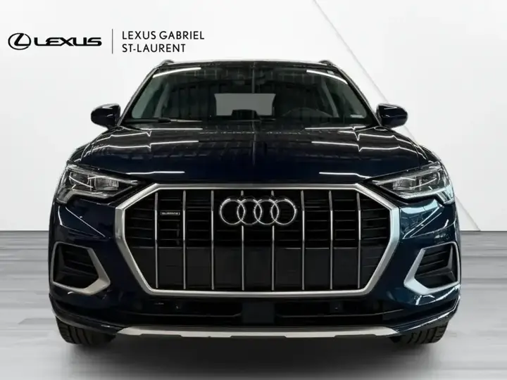 Audi Q3 2020 photo 2