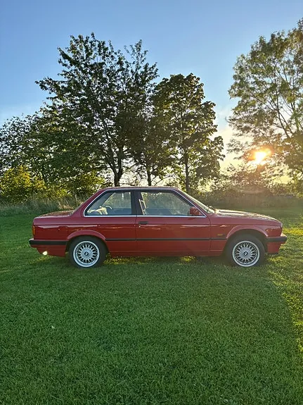 BMW 318I 1988 photo 4