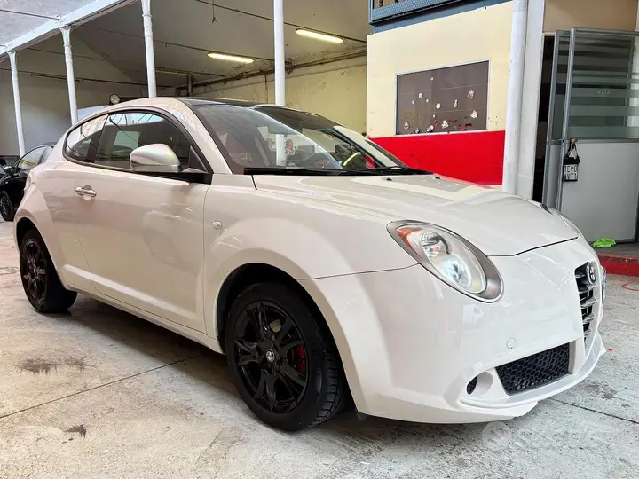 Alfa Romeo Mito 2010 photo 4