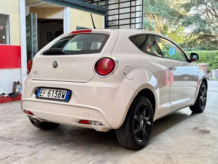 Alfa Romeo Mito 2010 photo 3