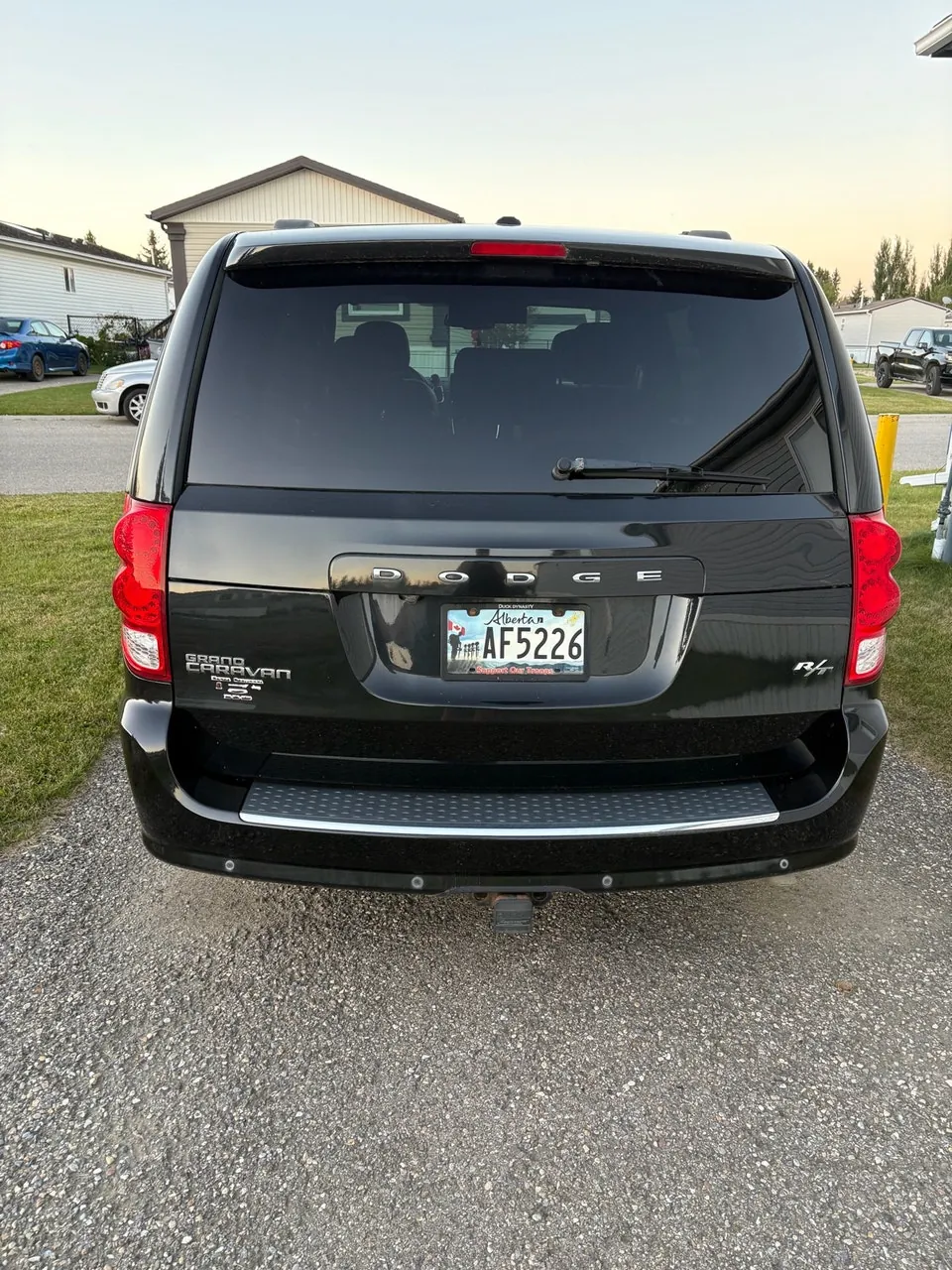 Dodge Grand Caravan 2014 photo 3