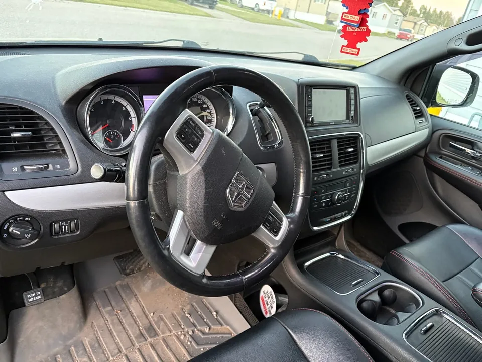 Dodge Grand Caravan 2014 photo 5