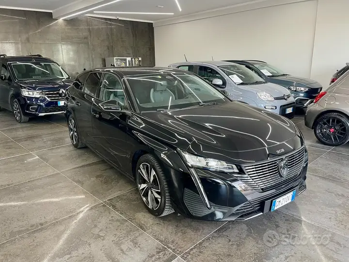 Peugeot 308 2023 photo 3