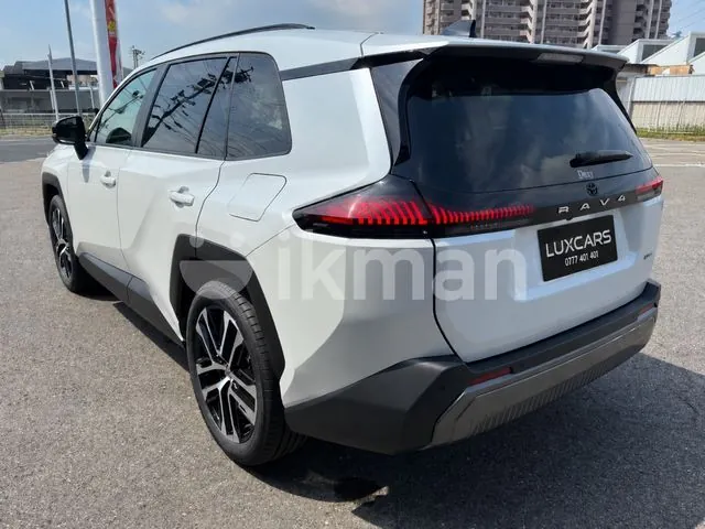 Toyota Rav4 2026 photo 2