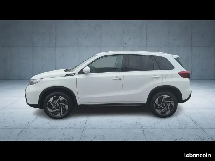 Suzuki Vitara 2025 photo 2