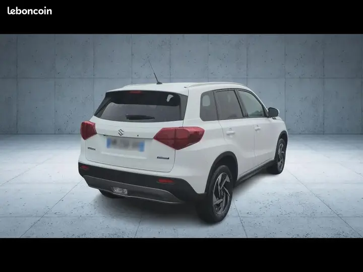 Suzuki Vitara 2025 photo 5