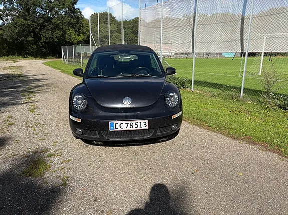 Volkswagen New Beetle 2005 photo 4
