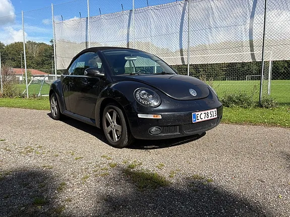 Volkswagen New Beetle 2005 photo 3
