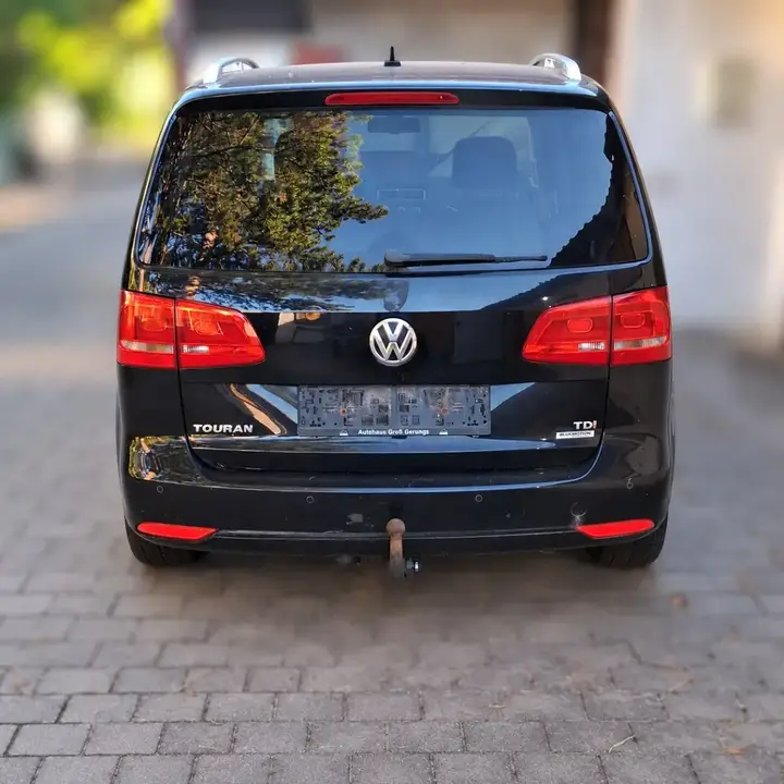 Volkswagen Touran 2015 photo 3